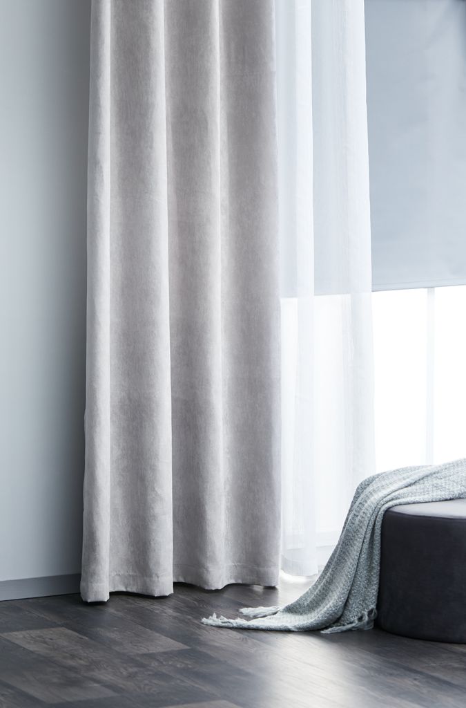 Lys grå gardiner