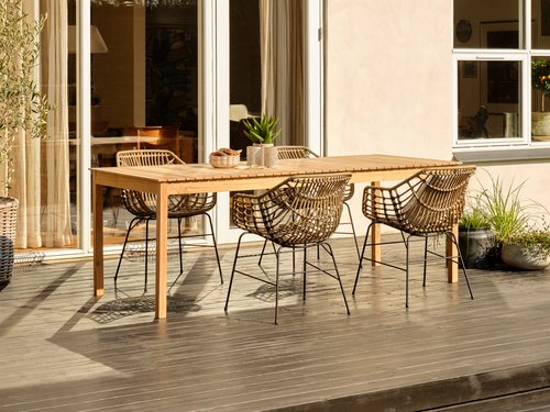 VESTERHAVET H210 asztal teakfa + 4 ILDERHUSE szék natúr