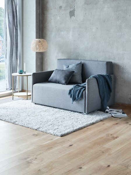 Sofabord GADEVANG Ø65 m/hylle hvit/gull