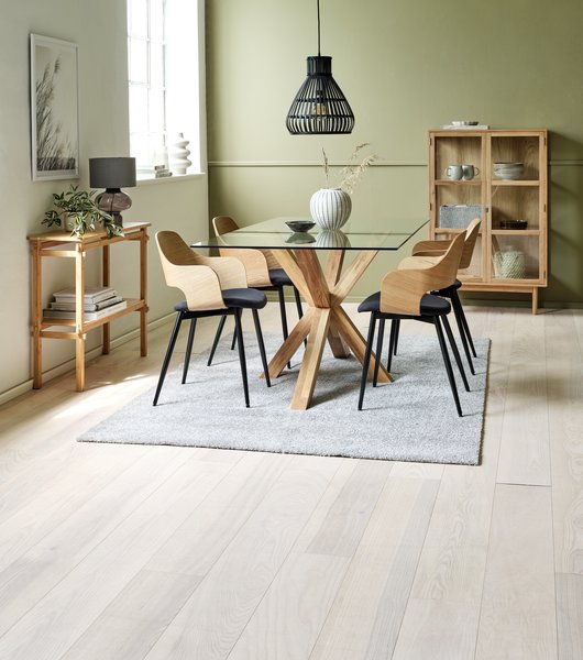 Vitrina VESTERBY niska 2 vrata natur hrast