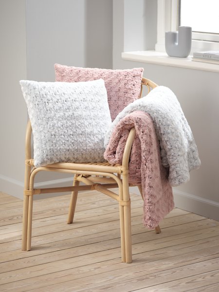 Kırlent KONGSSPIR 45x45 gül rengi