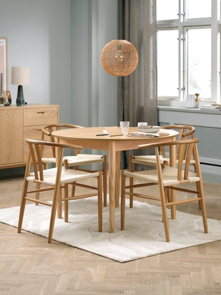 MARSTRAND Ø110 tafel eiken + 4 GUDERUP stoelen eiken/naturel