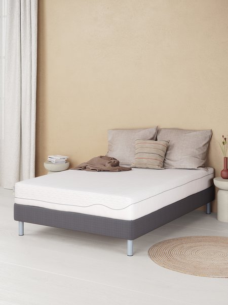 Matelas en mousse 140x190 GOLD F85 blanc WELLPUR