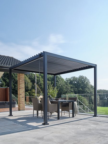 Pergola KONGEMOSE B3xL3xH2.36m schwarz