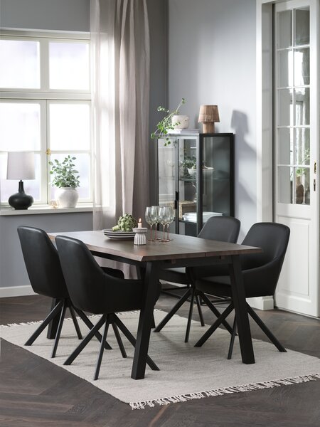 SKOVLUNDE L160 bord mörk ek + 4 ROSTRUP stol svart