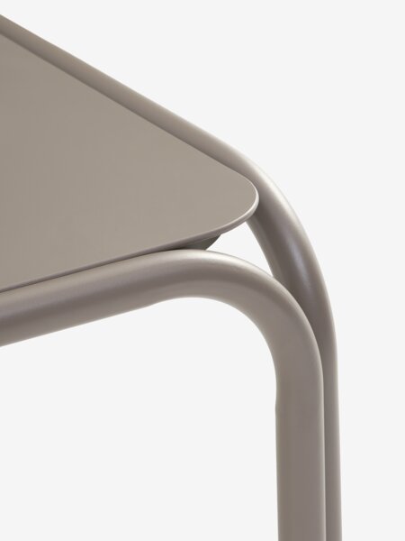 RAUMA D140 stol + 4 VANTORE stolice tamni pijesak