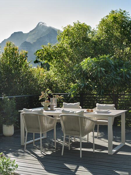 Silla apilable GILJA secado rápido beis