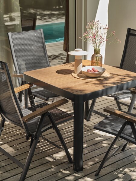 Garden table SIRDAL W90xL90 hardwood