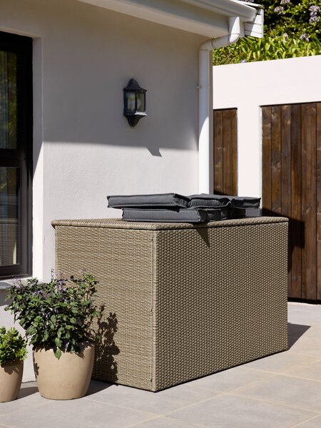 Säilytyslaatikko pehmusteille STEINKJER L155xK95xS81 lvär.